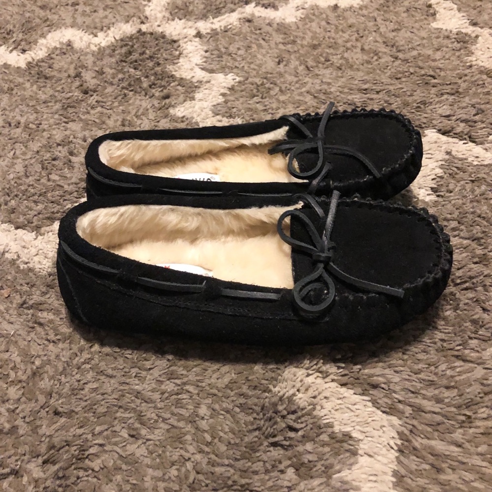 Black Moccasins.